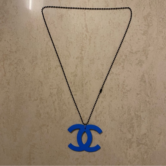 Vintage y2k blue pendant black chain necklace - Picture 4 of 4